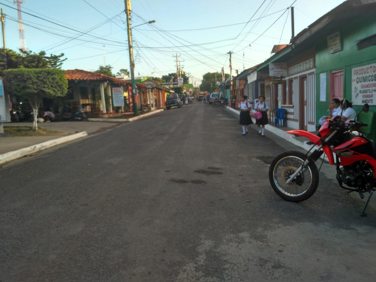 Hospedaje Central Moyogalpa Exterior photo